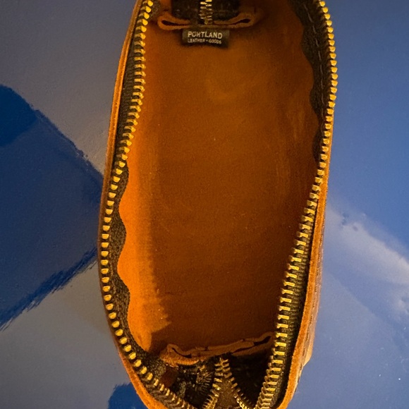 Portland Leather Sunglass Case - Picture 3 of 4
